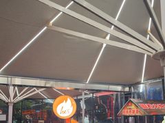 -何师烧烤Pro ·江湖川菜·小龙虾·精酿(太古里旗舰店)