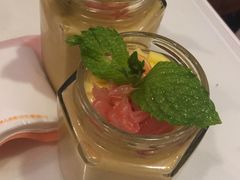 -新大咀港式茶餐厅(宝山万达店)
