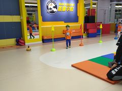 -能量学院少儿体能运动馆(公园1872店)