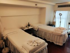 -JNK皮肤管理中心