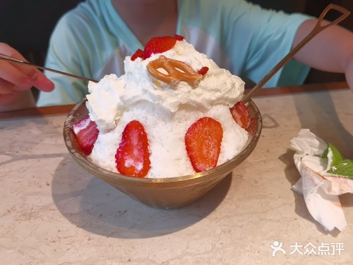 西门外铁锅炖大鹅(云景里店)图片