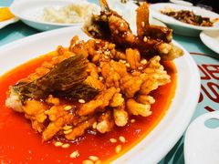 松鼠鱼-添福来墨鱼饺子 · 海鲜东北菜(大连星海·黄浦路店)