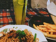 -花蓬咖啡(阳光经典店)