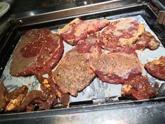 -阪尚皇·原切牛排·烤肉火锅自助(北京路店)