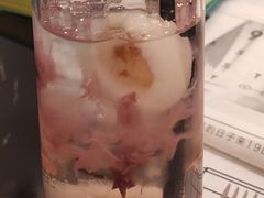 荔枝樱花气泡水-1981牛排西餐厅(海信店)