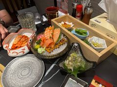 -山川小町·极番烧肉(新地假日广场店)
