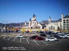 -荣盛康旅野三坡滑雪场