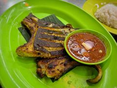 -明记烧鱼美味店