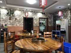 -濠轩阁特色生蚝火锅(水湾路店)