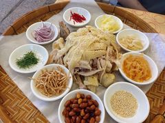 七彩海蜇捞起走地鸡-水乡人家私房菜(逢简店)