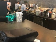 -星巴克臻选(周浦万达店)
