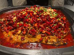 -江边城外烤全鱼(世茂广场店)