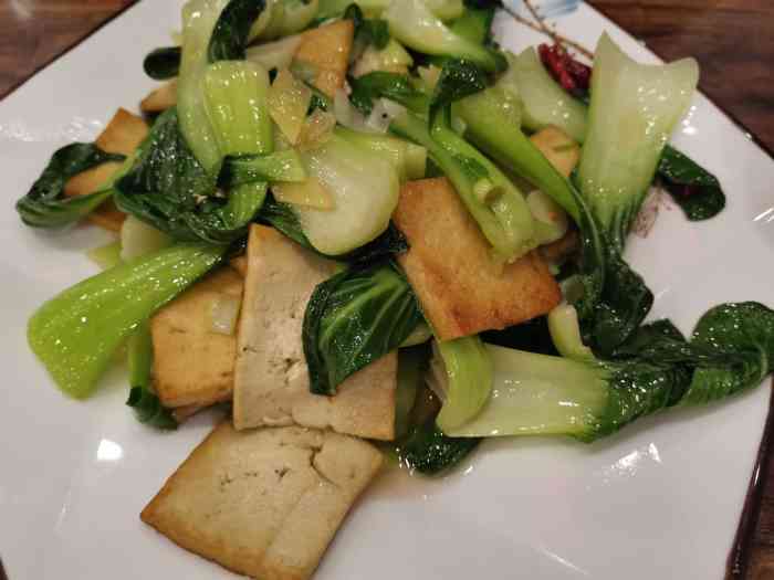 程府家宴-"这家菜很地道,无意间在点评上看到,直奔店.