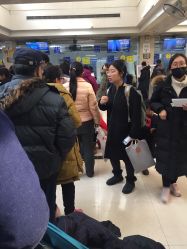 排队取药-首都儿科研究所附属儿童医院