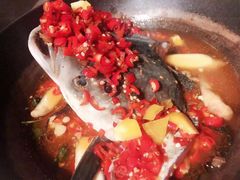10分30秒剁椒鱼头-麓湘小镇(开福万达广场店)
