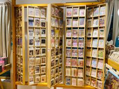 -猫的天空之城概念书店(束河店)