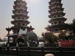 -龙虎塔