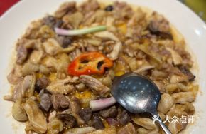 Chicken Slices with Cordyceps, Two Flavors from One Chicken