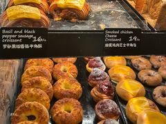 -BUTTERFUL&CREAMOROUS 黄油与面包(万象城店)