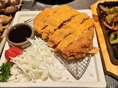 日式脆炸黑毛猪排-品米斗·精致料理(浦东禹悦汇店)