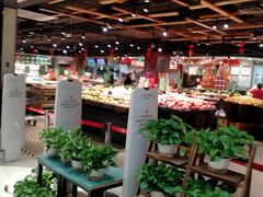 -中百仓储超市有限公司(越秀星汇维港店)