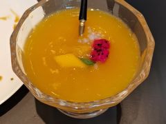-鼎泰亨·海鲜牛肉餐厅(滨江店)
