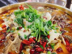 -三只鸟本地特色菜馆(上饶总店)