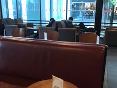 -星巴克臻选(嘉兴海宁银泰城店)