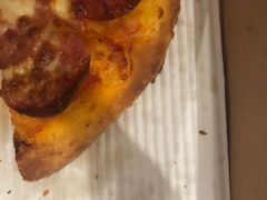 -必胜客(宝杨路宅急送店)