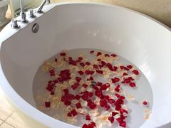 -三亚亚龙湾五号度假别墅酒店