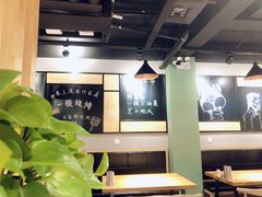 大堂-一顿烧烤(八经街店)