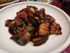 -侬佳蒸菜馆(听潮店)