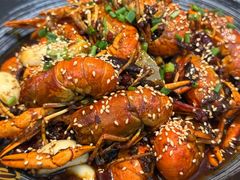 -肥肥虾庄·金牌油焖大虾(汉口城市广场店)