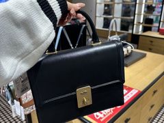 -首创奥特莱斯(西安店)