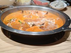 -老凯俚酸汤鱼(鸿通城店)