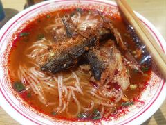 -杨婆鱼粉(骆仙路店)