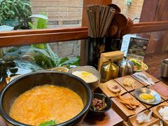 -银米·云南传统过桥米线(双廊黑金冠店)