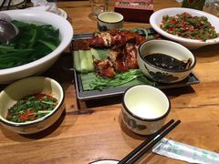 -老滇山寨•云南特色菜•地方菜•民族风情歌舞表演(金碧店)