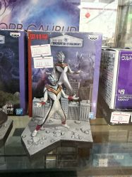 -逝水玩具折扣店