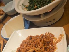 -严记小天府酸菜鱼(西四路店)