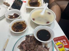 -高玛纳驴肉火烧(一世界店)