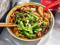 -铁锅哥米线