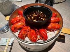 -巴厘龙虾·榜首油焖大虾(音乐学院·沿江酒馆店)