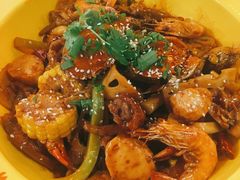 -多嘴超级肉蟹煲(蕾莎店)