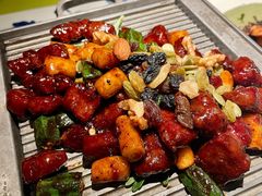 牛肉粒炒年糕-桂满陇天书(南京德基旗舰店)