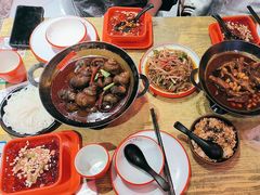-老闵田螺馆·南昌特色小炒(梦时代店)