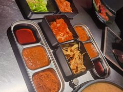 -青瓦炭韩潮烤肉(经开店)