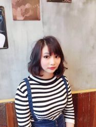 -PE SALON