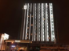 -和颐至尊酒店(上海徐家汇桂林公园地铁站店)