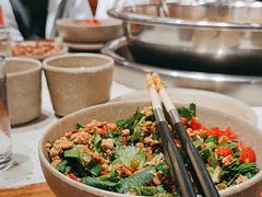 -肖肖酸萝卜鱼火锅(总店)